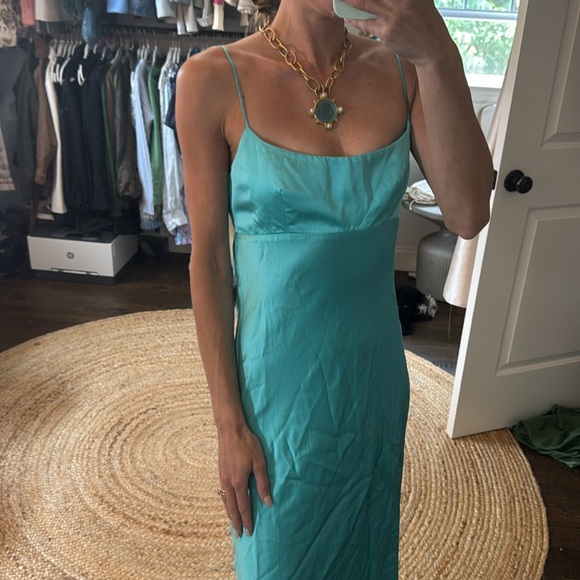 Amanda Uprichard Breeze Silk Tie-Back Midi-Dress in Moana size Small $326 - Picture 2 of 6